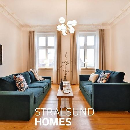 Apartments Am Bahnhof 施特拉尔松德 外观 照片